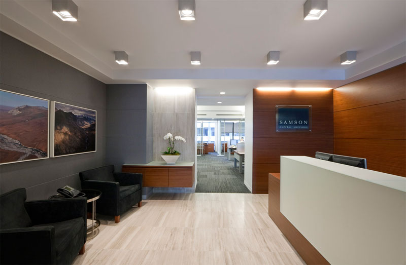 next: sara max prev: salvatore ferragamo - bal harbour